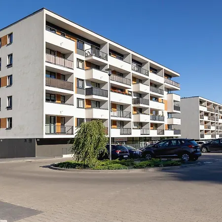 Apartament Przy Parku Slaskim W Katowicach Z Biurkiem 2 Miejsca Postojowe By Renters Katowice